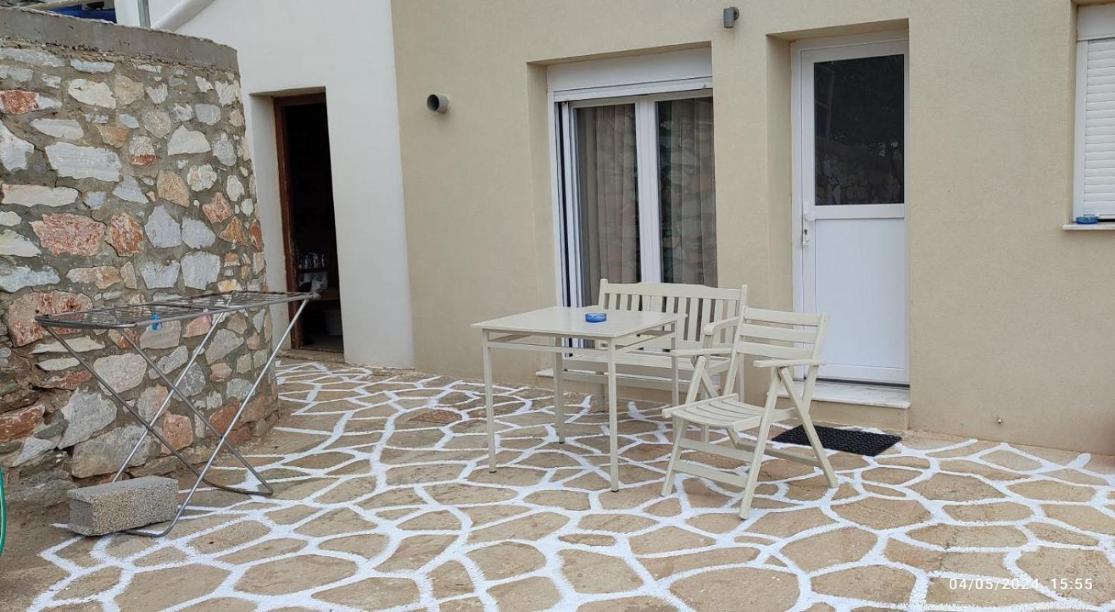 White Lotus Seaside Apartment Кинион Экстерьер фото